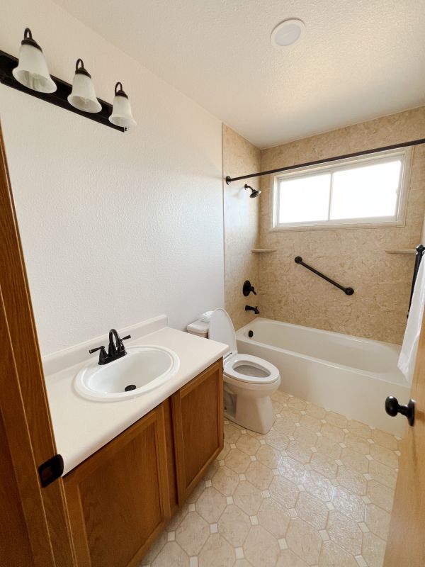 When is the Best Time to Hire for Bathroom Remodels